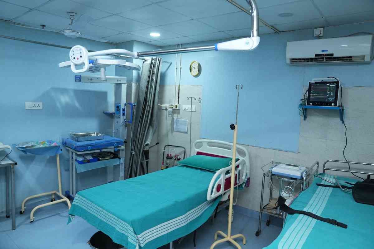 Surgical ICU facility image